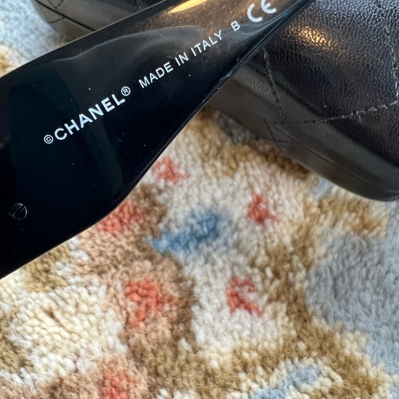 Authentic Chanel sunglasses CC Camellia 🌺 5113 - Picture 7 of 8